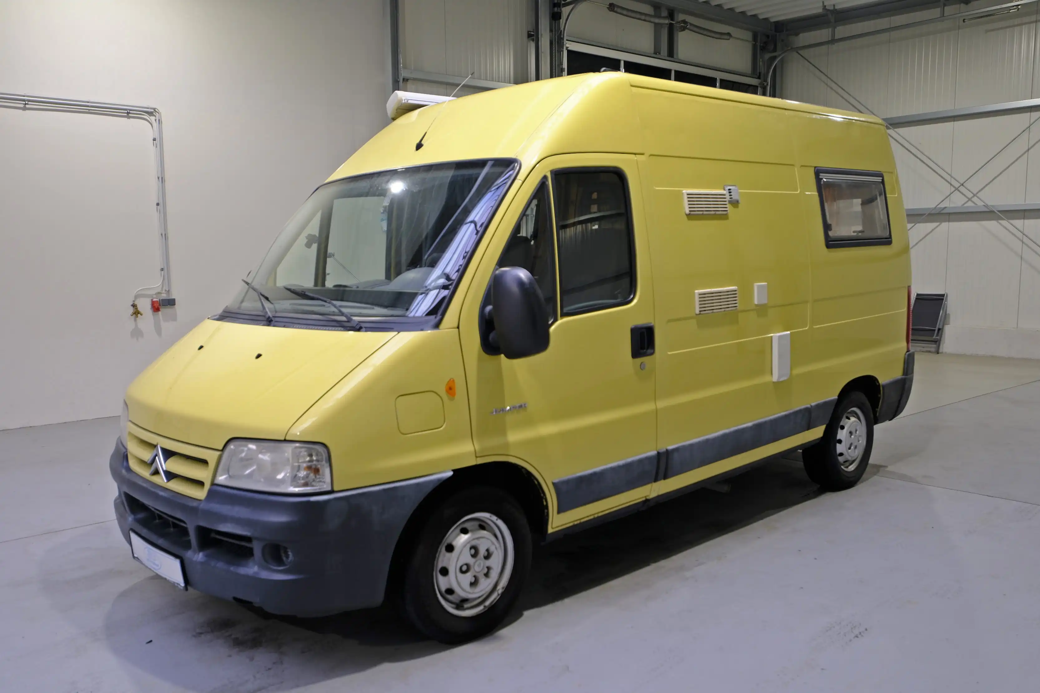 BUROW Petite ähnl. Ausbau 